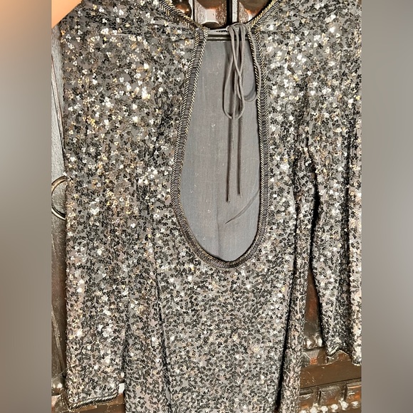 AllSaints 🖤 Sequined Low Back Long Sleeved Shift Dress SIZE US 8, UK 12 - Picture 3 of 5
